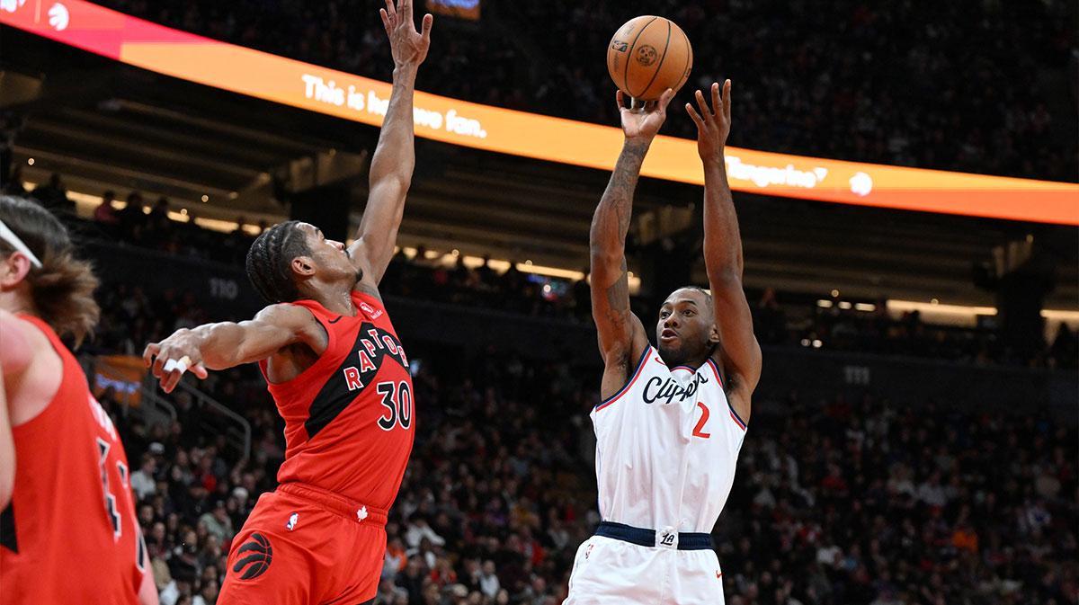 开云-猛龙传闻：莱昂纳德的叔叔曾提“空手套白狼”交易方案，要求股份