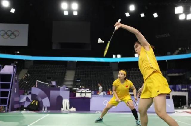 开云官网-开门红！陈清晨/贾一凡首战2比0战胜马来西亚组合