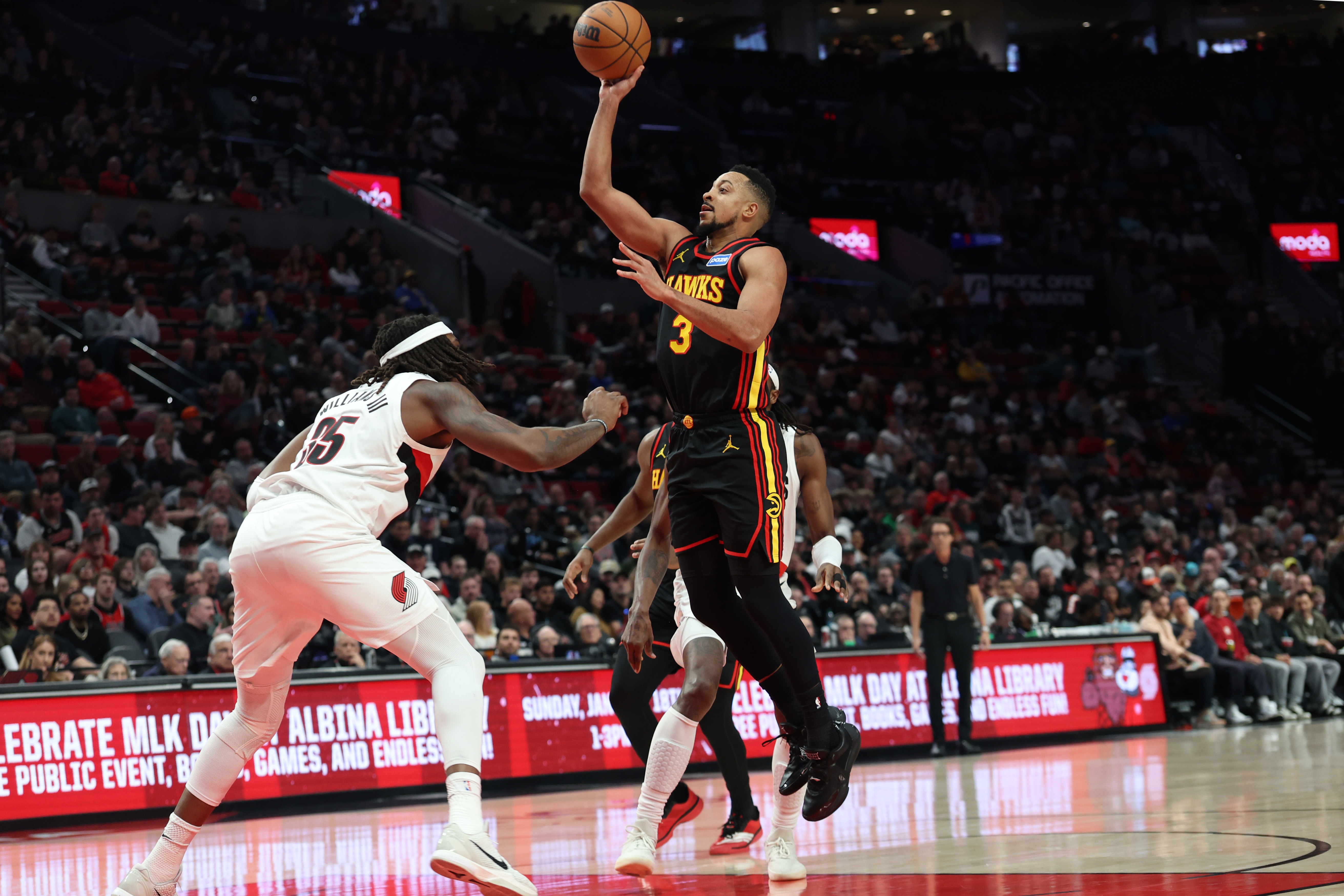 kaiyun-纯投手真没哨？克莱44次0罚25分含泪领跑 库里大鸟雷·阿伦齐上榜