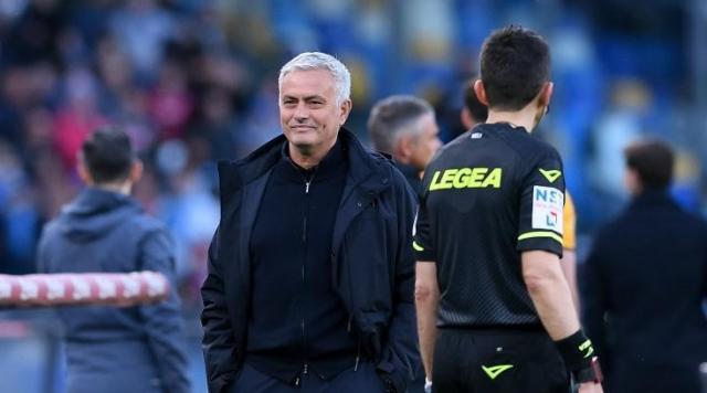 开云-【夜读】穆帅停赛暂缓，对阵尤文是吃肉还是挨打？