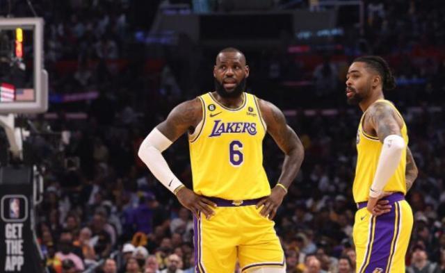 1680773666178057513.jpg 开云APP-湖人输德比非坏事!避开太阳坐七望六 等勇士犯错