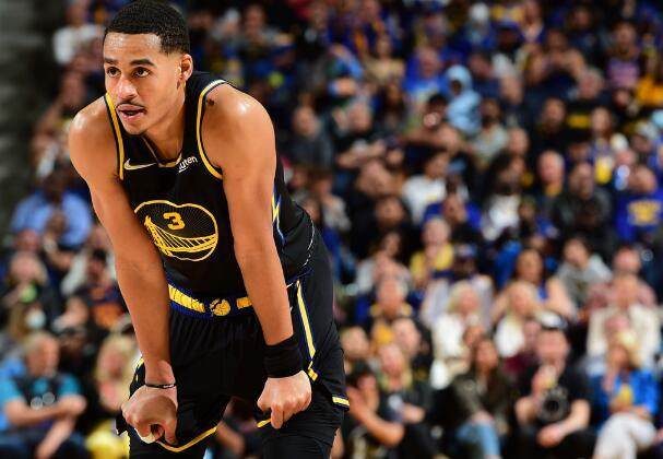 1678463034089092589.jpg 开云体育下载-普尔成勇士累赘?防守被名记喷 勇士没他赢分最高