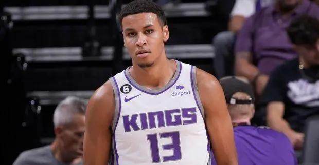 1676710143608030286.jpg 开云体育下载-【2022届新秀观察】班凯罗一枝独秀 凯斯勒未来DPOY