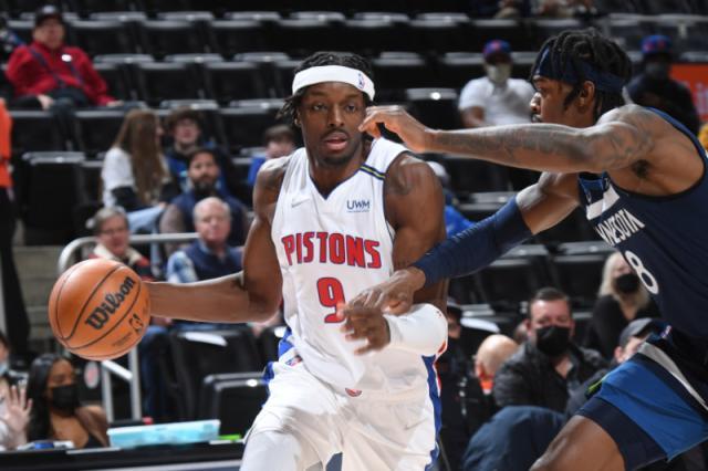 1655890101520017937.jpg 开云官网-【观察】选秀日五笔潜在交易 科林斯将赴步行者?