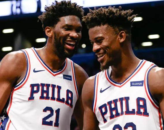 开云体育下载-放弃巴特勒选择西蒙斯 76人正在被错误决策反噬