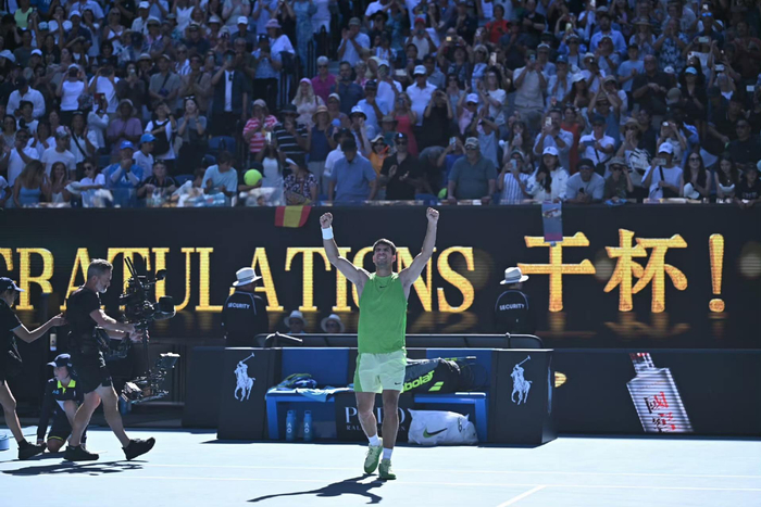 kaiyun-还说阿卡浪？大机会把握他可是史上独一档！|德约|大满贯|美国网球公开赛|马德里大师赛|纳达尔_新浪体育_新浪新闻