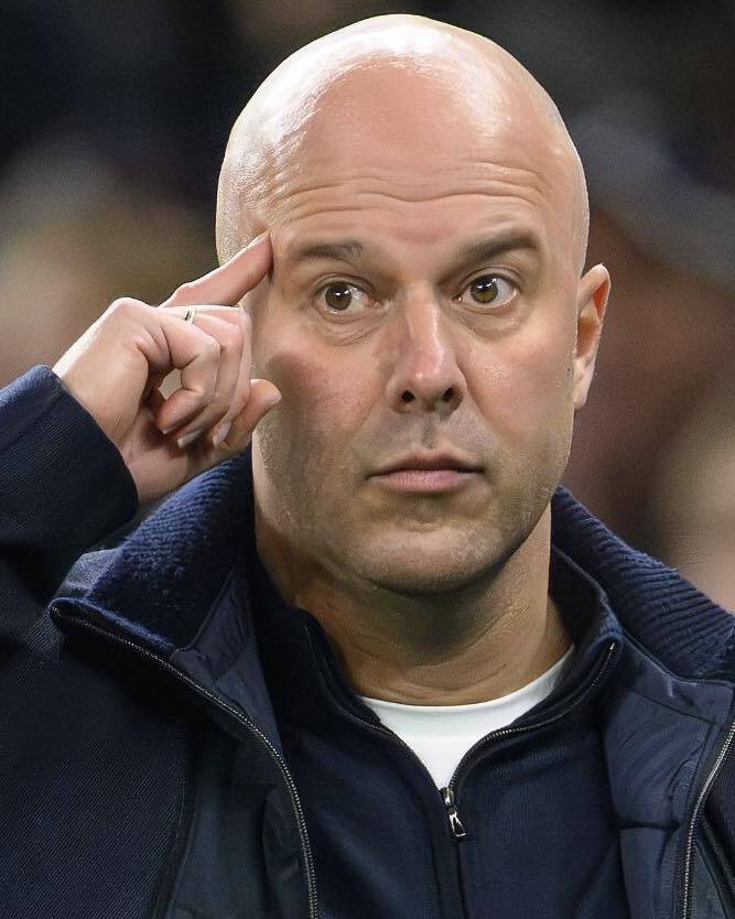 豪门悲喜夜!皇马2-0登顶,姆巴佩双响!利物浦2-3掉队,曼城2-0