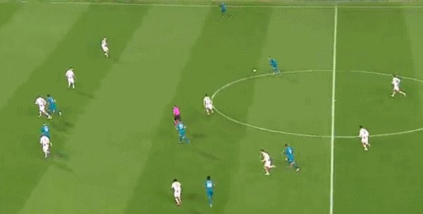 开云-【欧联杯】特奥点射+进球被吹 米兰2-2客平10人红星