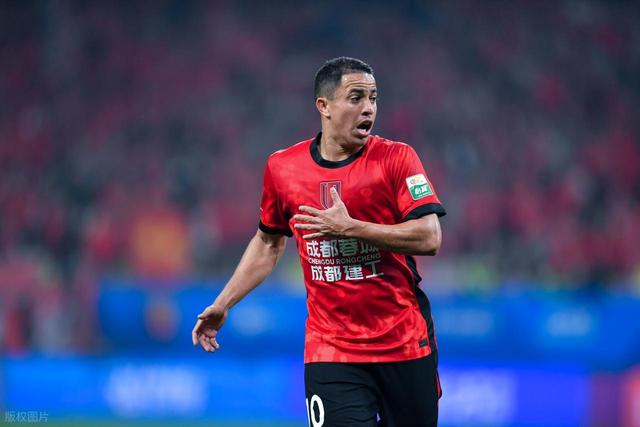 开云体育下载-足协还在等什么？国足潜在归化大牌两场比赛1球1助攻，已会唱国歌|中超|罗慕洛|成都蓉城|青岛海牛|中国足协_新浪体育_新浪新闻